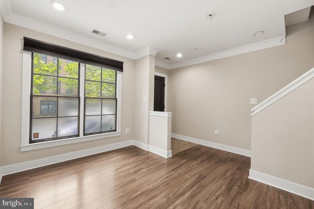 4404 LONGFELLOW ST, Hyattsville, MD 20781