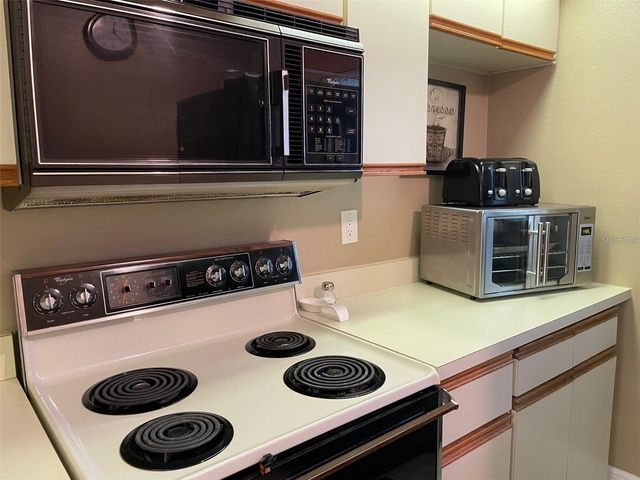 1247 S MARTIN LUTHER KING JR AVENUE D103, Clearwater, FL 33756