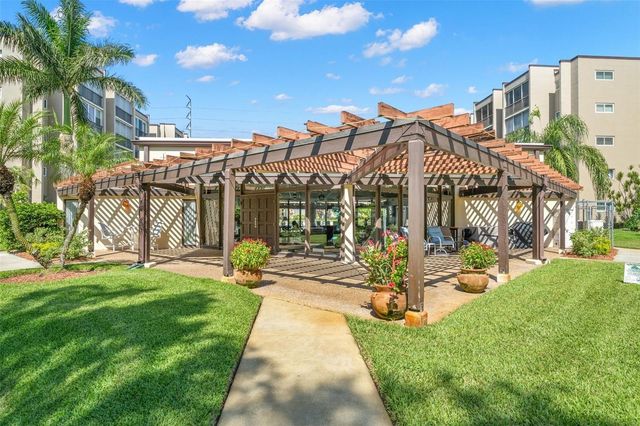 1247 S MARTIN LUTHER KING JR AVENUE D103, Clearwater, FL 33756