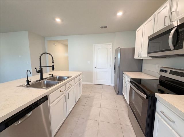 1818 IRBY COURT, Tavares, FL 32778