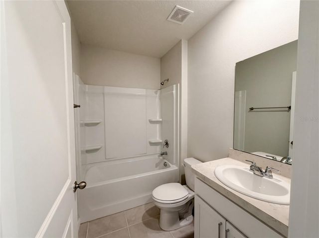 1818 IRBY COURT, Tavares, FL 32778