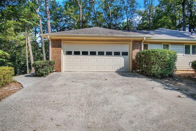 2052 Old Forge Way, Marietta, GA 30068