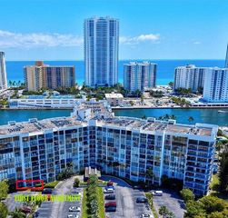 1000 Parkview Dr 107, Hallandale Beach, FL 33009