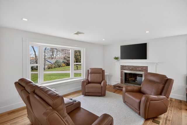 28 Chipman Road, Sandwich, MA 02563