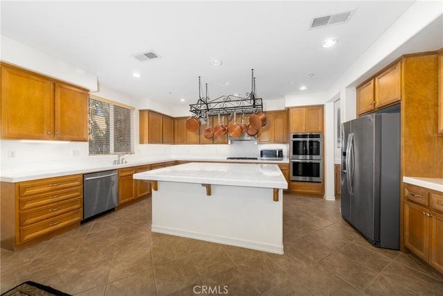 15686 Iron Spring Lane, Fontana, CA 92336