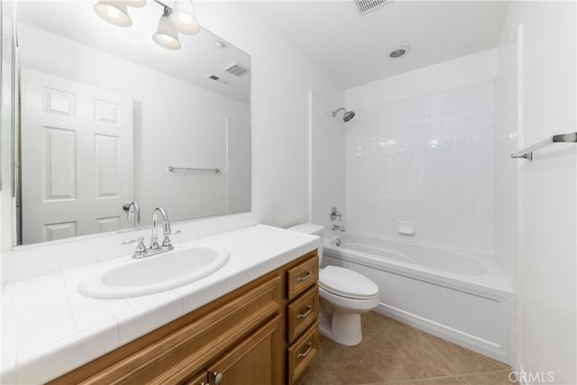 15686 Iron Spring Lane, Fontana, CA 92336