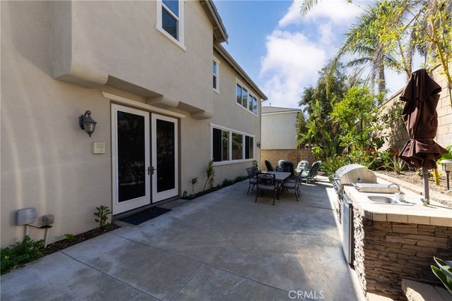 15686 Iron Spring Lane, Fontana, CA 92336