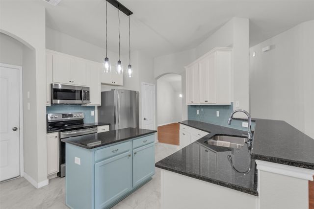 517 Highmoor Court, Oak Point, TX 75068