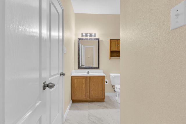 517 Highmoor Court, Oak Point, TX 75068