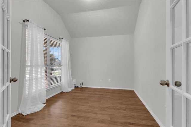 517 Highmoor Court, Oak Point, TX 75068