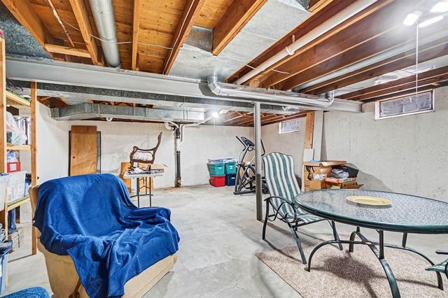 3621 Middlebury Drive, Kalamazoo, MI 49006