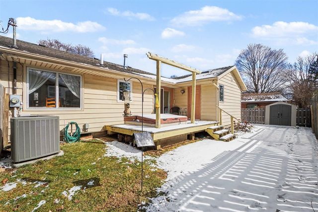 3621 Middlebury Drive, Kalamazoo, MI 49006