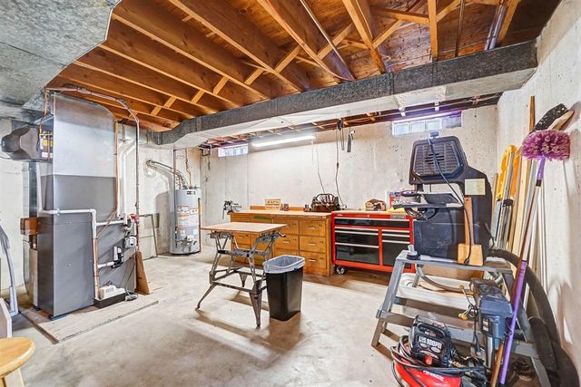 3621 Middlebury Drive, Kalamazoo, MI 49006