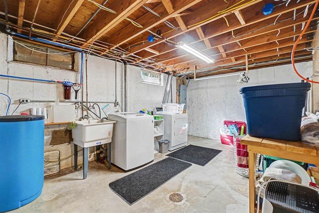 3621 Middlebury Drive, Kalamazoo, MI 49006