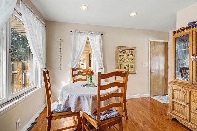 3621 Middlebury Drive, Kalamazoo, MI 49006