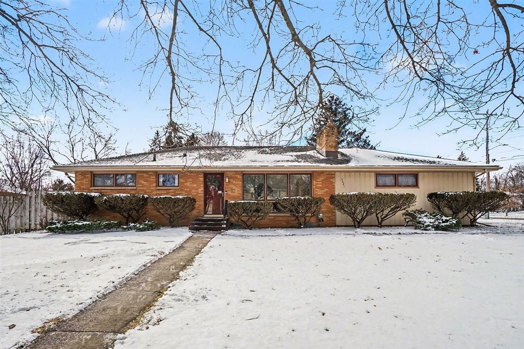 3621 Middlebury Drive, Kalamazoo, MI 49006