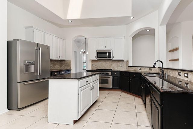 14 Cordella, The Woodlands, TX 77382