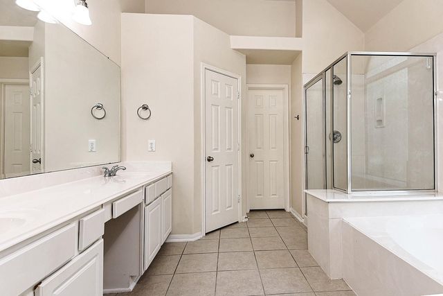 14 Cordella, The Woodlands, TX 77382