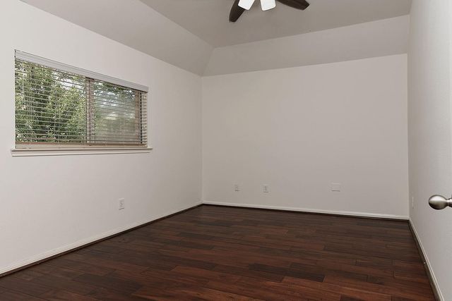 14 Cordella, The Woodlands, TX 77382
