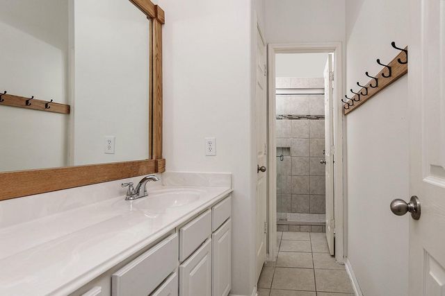 14 Cordella, The Woodlands, TX 77382