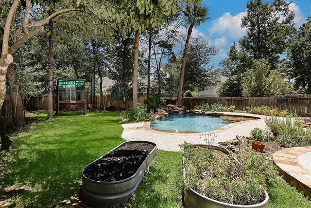 14 Cordella, The Woodlands, TX 77382