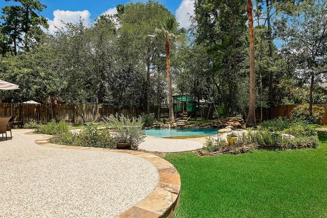 14 Cordella, The Woodlands, TX 77382