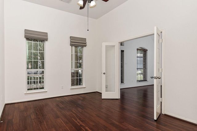 14 Cordella, The Woodlands, TX 77382