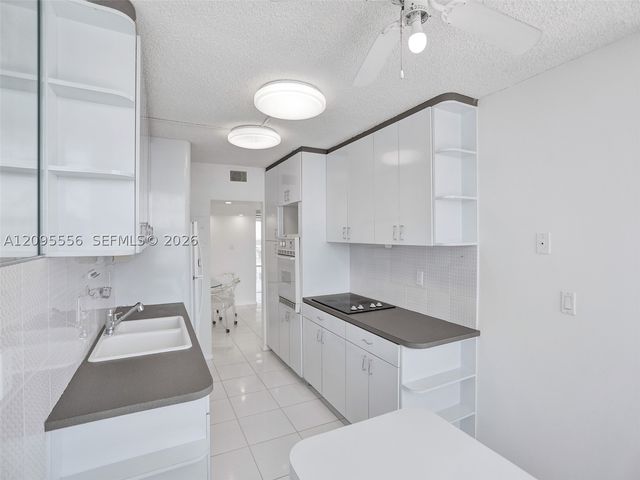 18071 BISCAYNE BLVD 1701, Aventura, FL 33160
