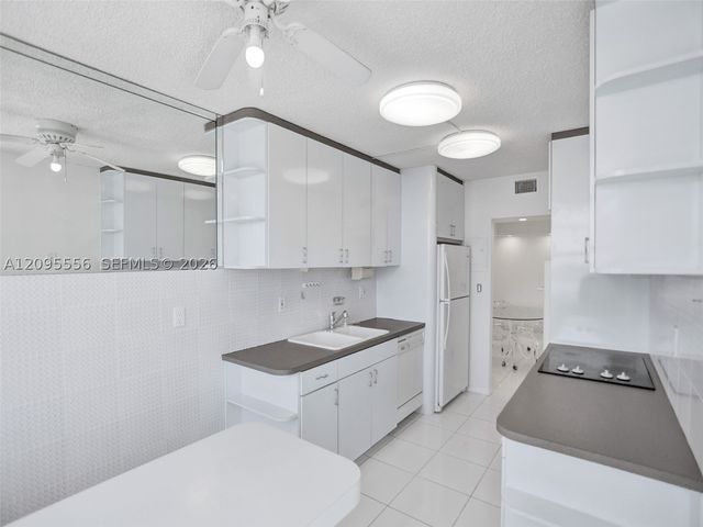 18071 BISCAYNE BLVD 1701, Aventura, FL 33160