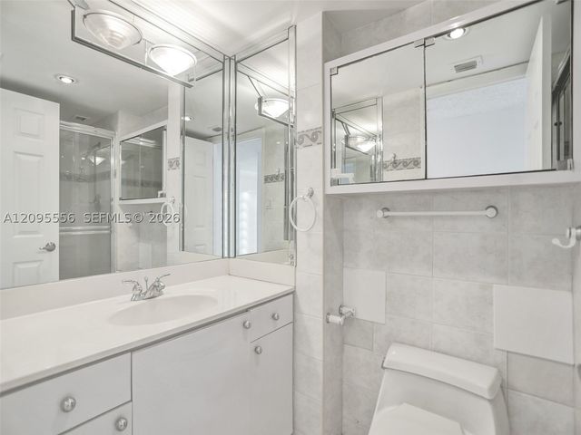18071 BISCAYNE BLVD 1701, Aventura, FL 33160
