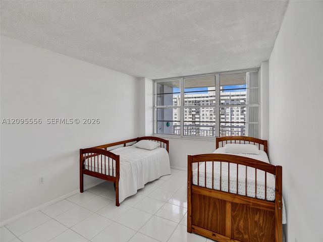 18071 BISCAYNE BLVD 1701, Aventura, FL 33160