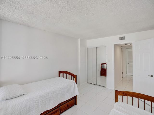 18071 BISCAYNE BLVD 1701, Aventura, FL 33160