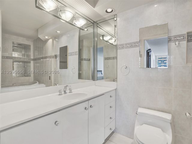 18071 BISCAYNE BLVD 1701, Aventura, FL 33160