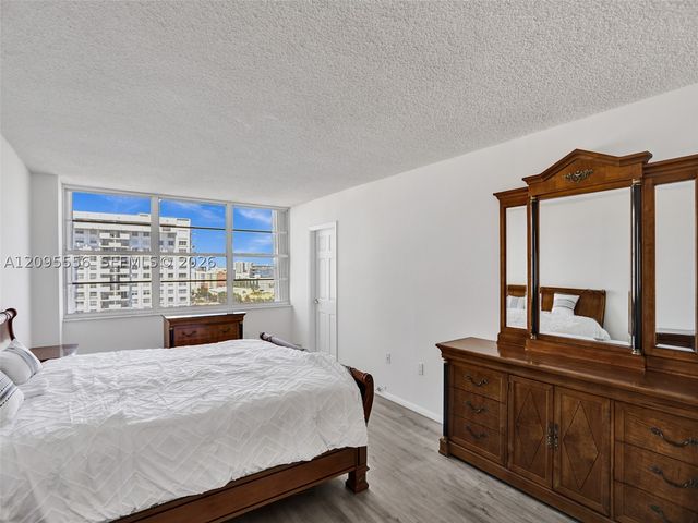 18071 BISCAYNE BLVD 1701, Aventura, FL 33160
