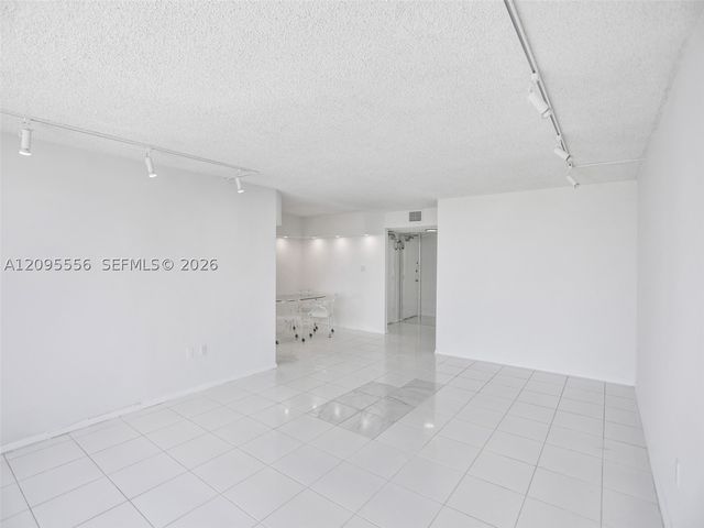 18071 BISCAYNE BLVD 1701, Aventura, FL 33160