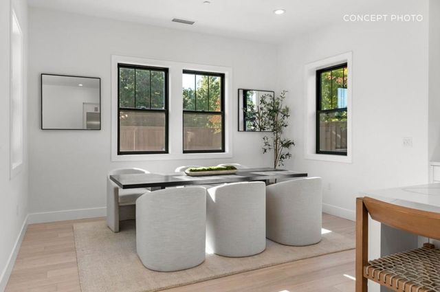 670 La Mesa Drive, Portola Valley, CA 94028