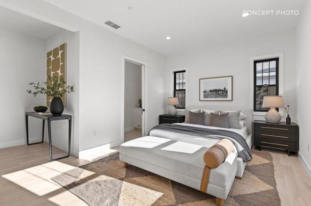 670 La Mesa Drive, Portola Valley, CA 94028