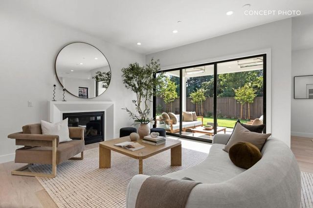 670 La Mesa Drive, Portola Valley, CA 94028