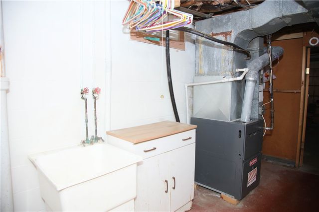 2811 Bowman Ave, Mckeesport, PA 15132