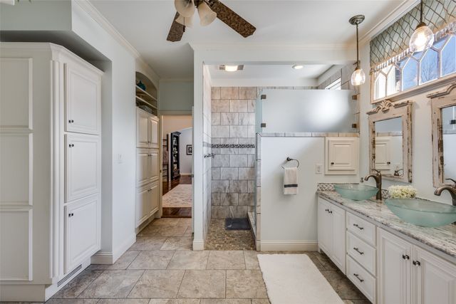 523 S Dallas Street, Van Alstyne, TX 75495