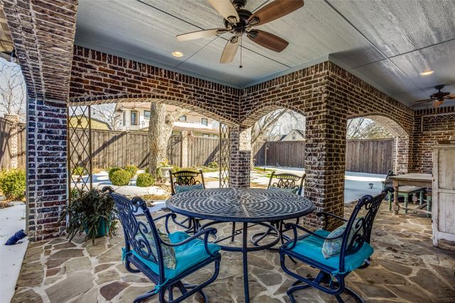 523 S Dallas Street, Van Alstyne, TX 75495