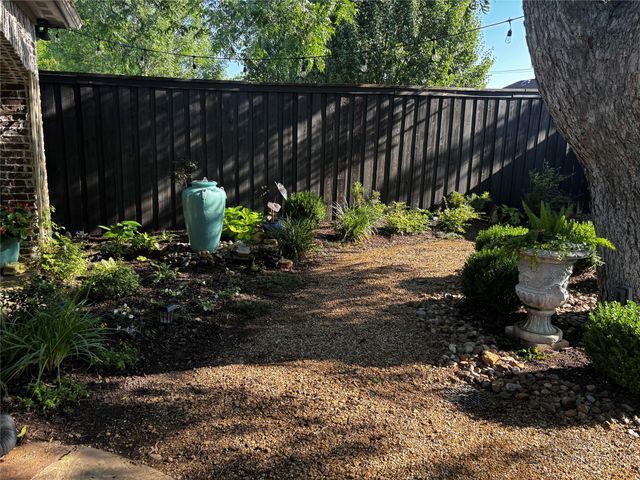 523 S Dallas Street, Van Alstyne, TX 75495