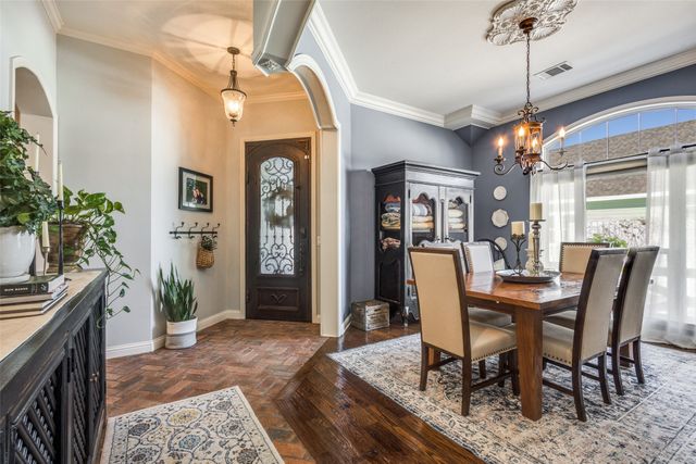 523 S Dallas Street, Van Alstyne, TX 75495