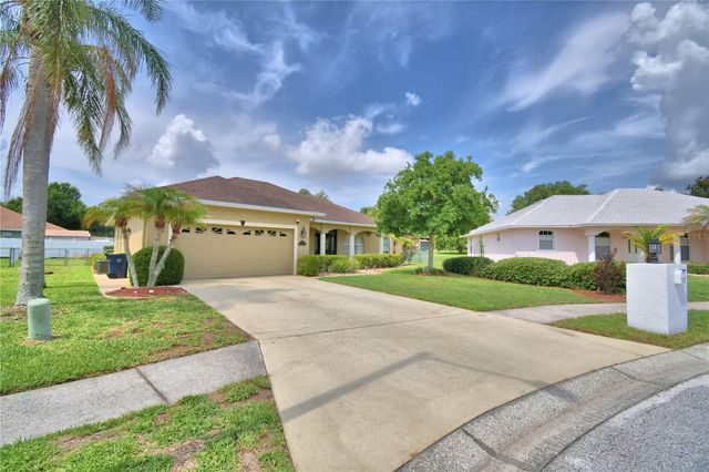 112 WATERVIEW CIRCLE, Auburndale, FL 33823
