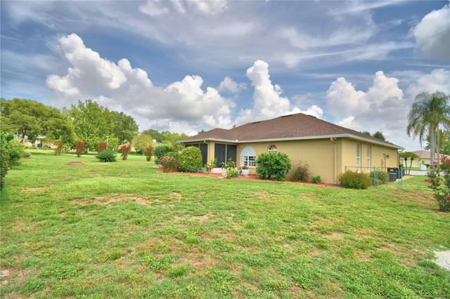 112 WATERVIEW CIRCLE, Auburndale, FL 33823