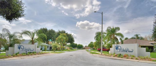 112 WATERVIEW CIRCLE, Auburndale, FL 33823