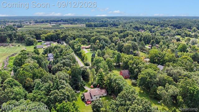 11471 31 Mile Road, Washington Township, MI 48095