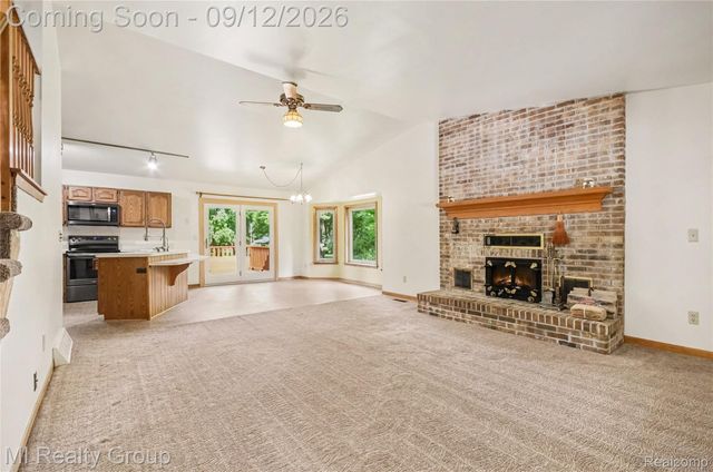 11471 31 Mile Road, Washington Township, MI 48095