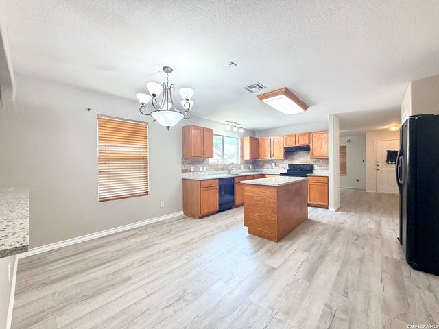 7630 Presidio Creek, Boerne, TX 78015