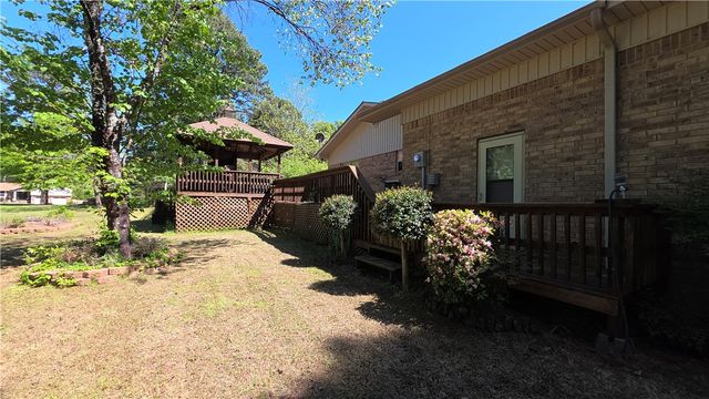 607 Old Post Road, Russellville, AR 72802